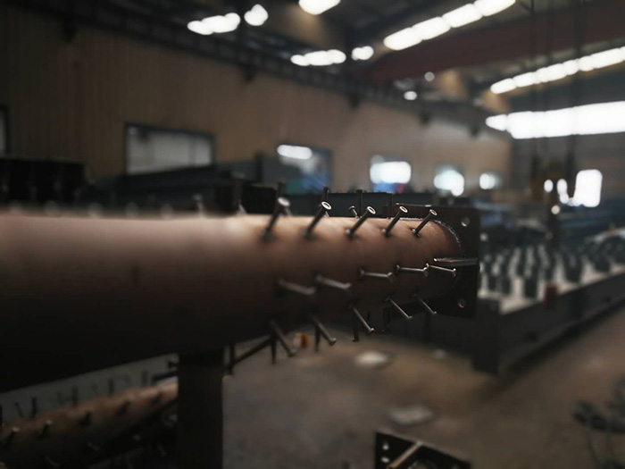 H型鋼梁、格構(gòu)柱