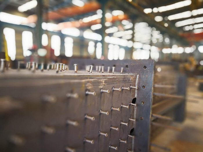 圓柱、箱型柱、十字形柱