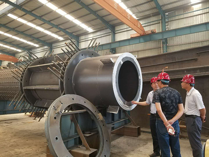 圓柱、箱型柱、十字形柱