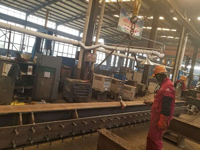 圓柱、箱型柱、十字形柱