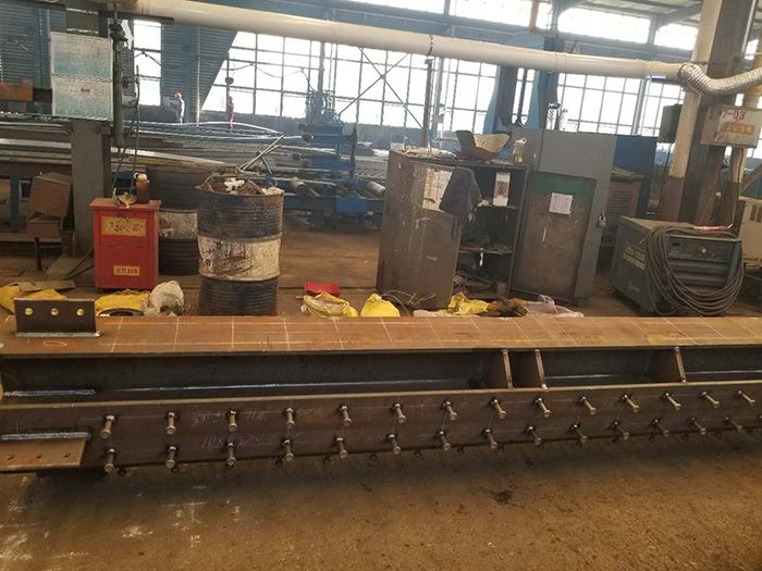 圓柱、箱型柱、十字形柱